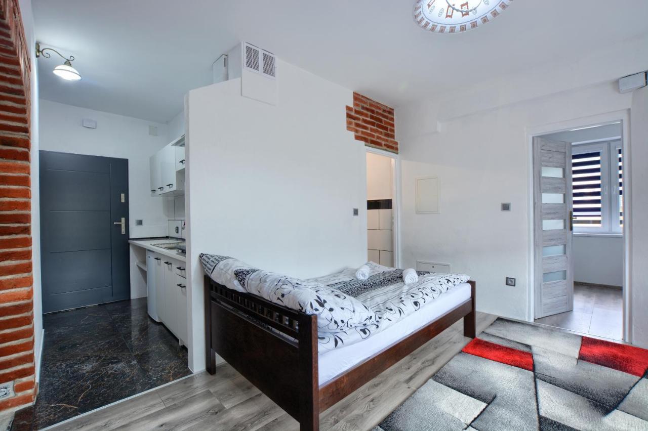 Ceglany Apartament Ustrzyki Dolne Ngoại thất bức ảnh